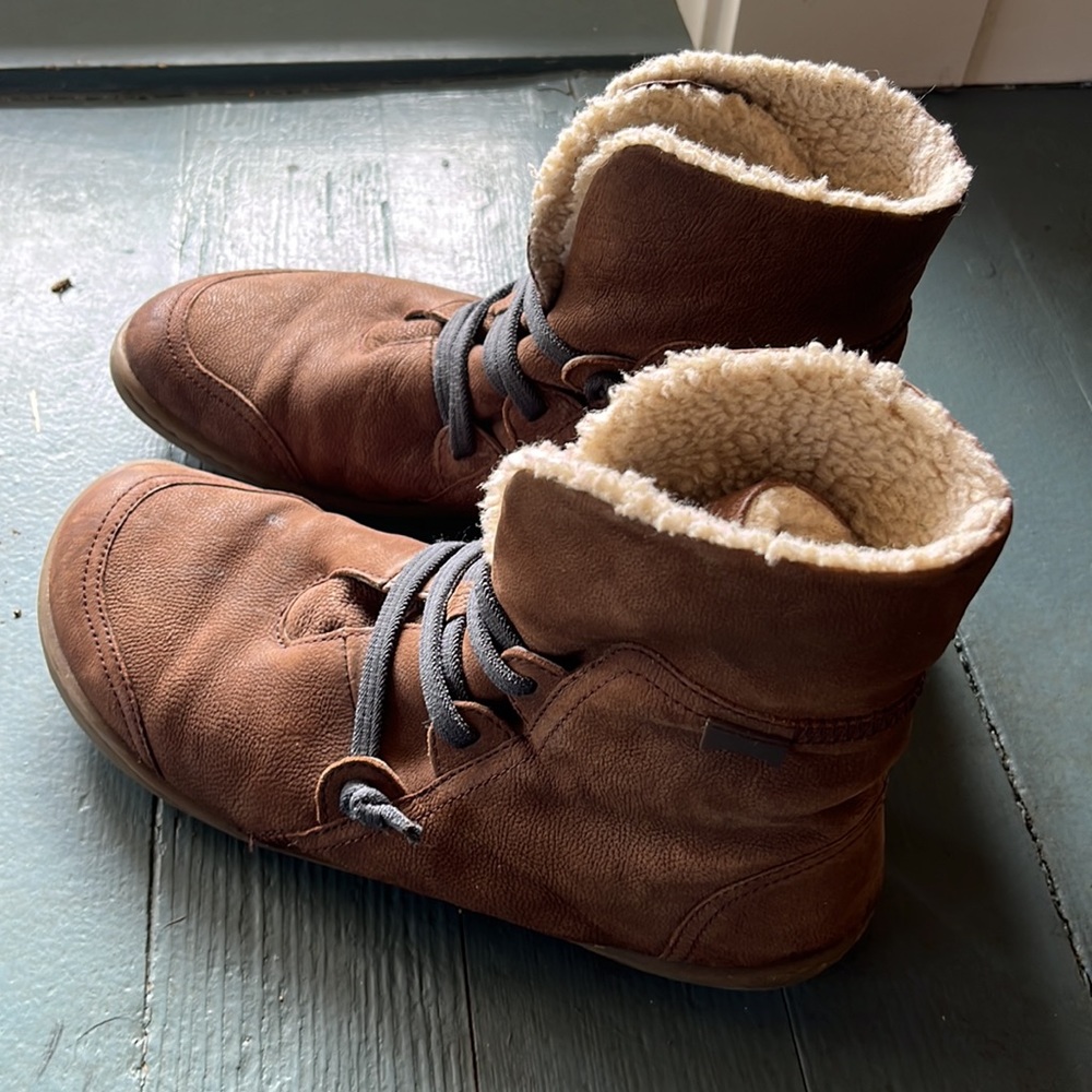 Camper Peu Boots - Shearling lined